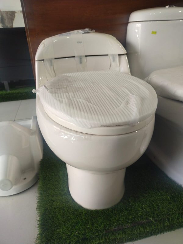 Rhino Commode